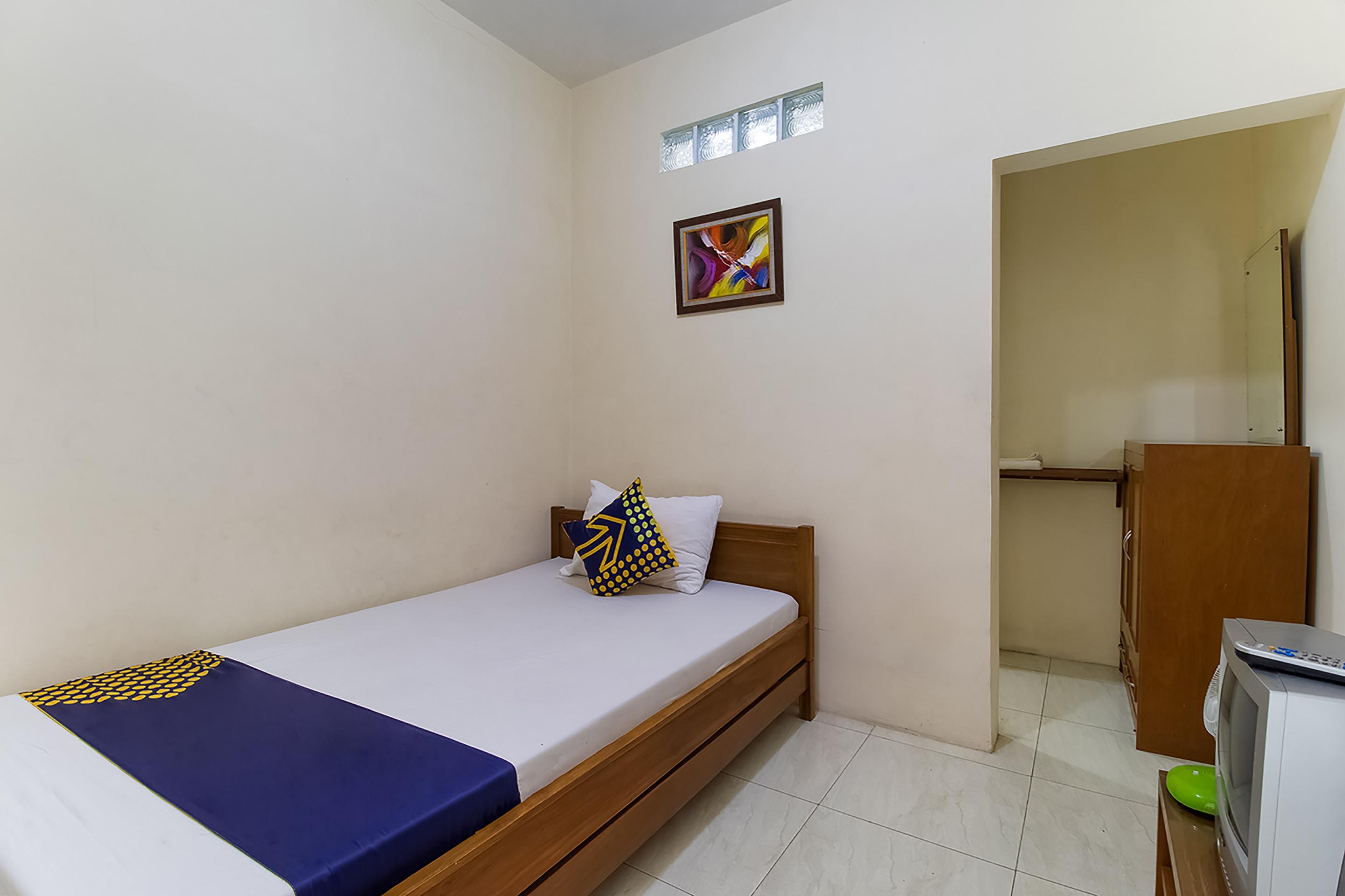 Reddoorz Near Alun Alun Cianjur Ξενοδοχείο Εξωτερικό φωτογραφία