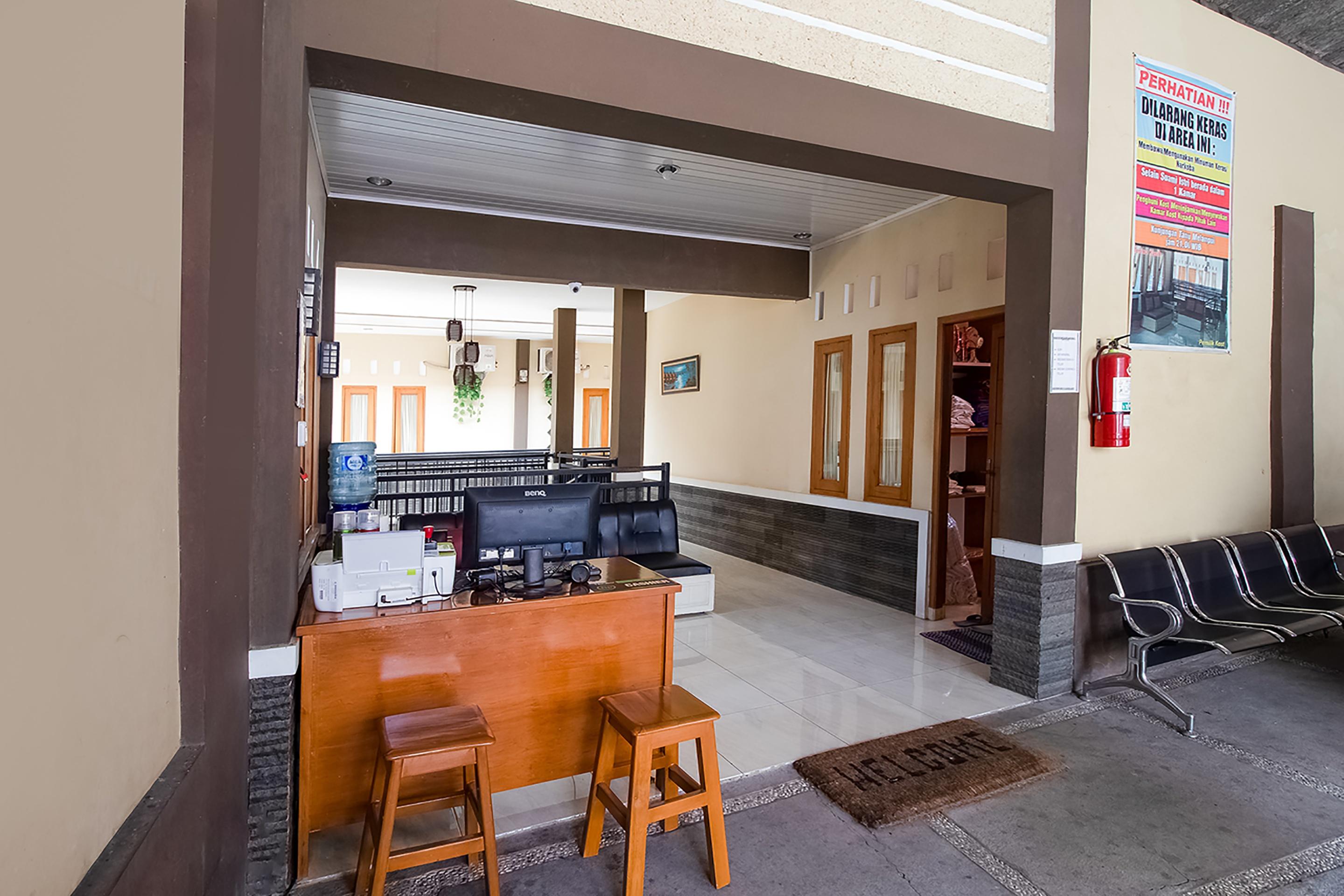 Reddoorz Near Alun Alun Cianjur Ξενοδοχείο Εξωτερικό φωτογραφία