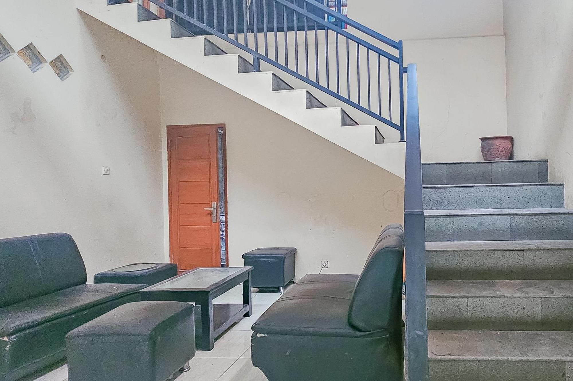 Reddoorz Near Alun Alun Cianjur Ξενοδοχείο Εξωτερικό φωτογραφία